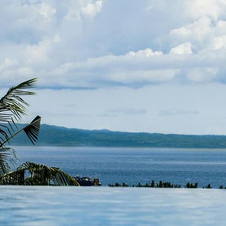 Neano Escape Manggis Exterior foto View of the Gulf of Davao