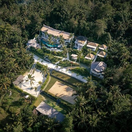 Neano Escape Manggis Exterior foto Aerial view of the hotel