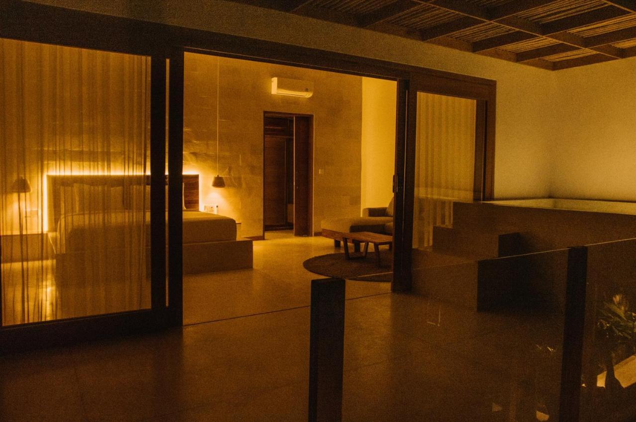 Neano Escape Manggis Exterior foto A room at the Taj Mahal Palace
